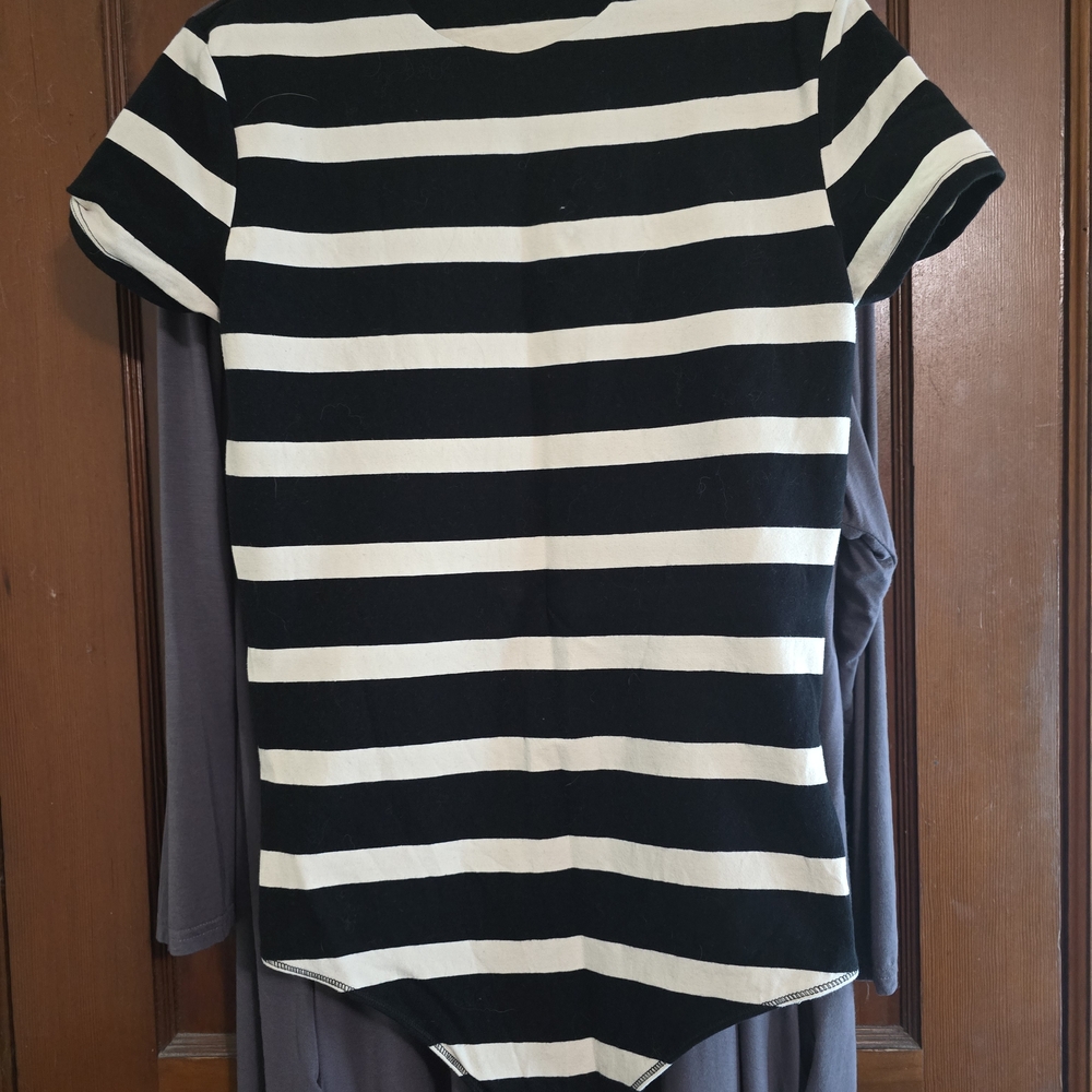 Abercrombie & Fitch Black and White Bodysuite - XL Tall